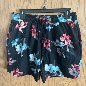 Men’s swim trunks, size medium, new